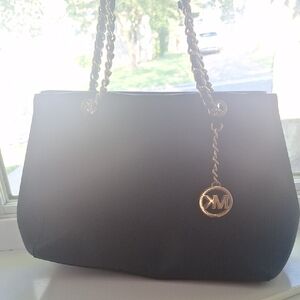 Michael‎ Kors Black and Gold Shoulder Bag with Sleek Design
